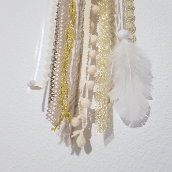 🌸 Small One-of-a-kind Unique Handmade Boho Dream Catcher Wall Home Decor - Picture 4 of 4